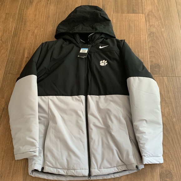 nike heavy coat